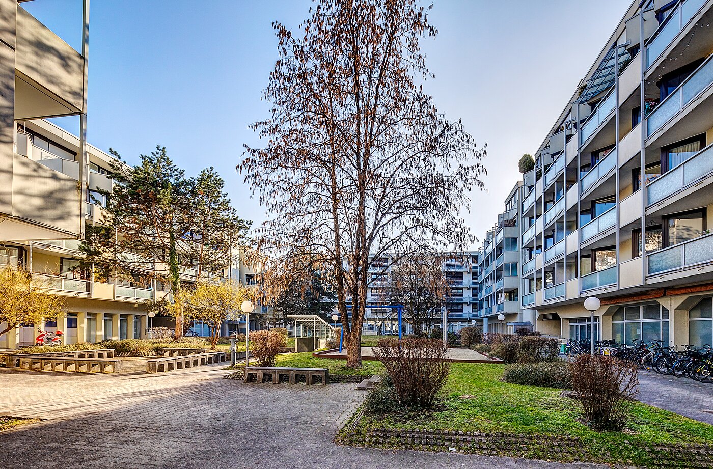 フラット 部屋数 3 部屋 | Unterschleißheim | 70003 | Schöner Innenhof mit...