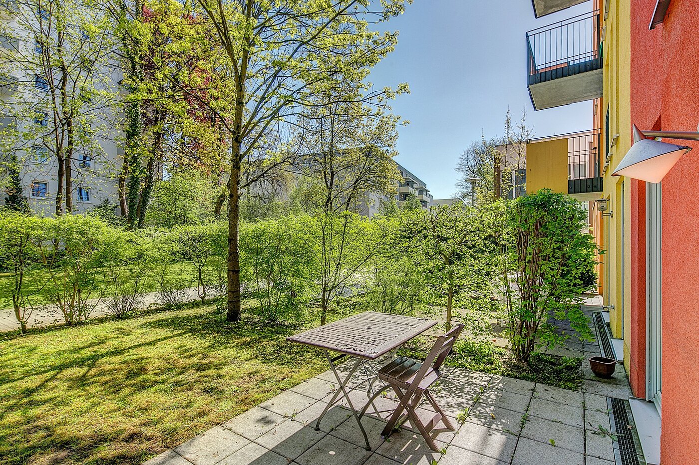 フラット 部屋数 1.5 部屋 | München-Ramersdorf | 2004ML6 | Ost-Terrasse mit Garten