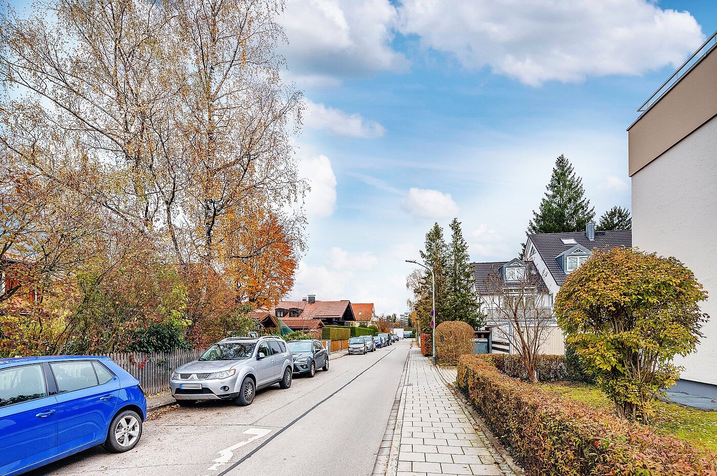 フラット 部屋数 2 部屋 | Unterhaching | 2004ML7 | ruhige Seitenstraße