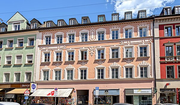 アティック・フラット（屋根裏） 部屋数 4.5 部屋 | München-Ludwigsvorstadt | 70461