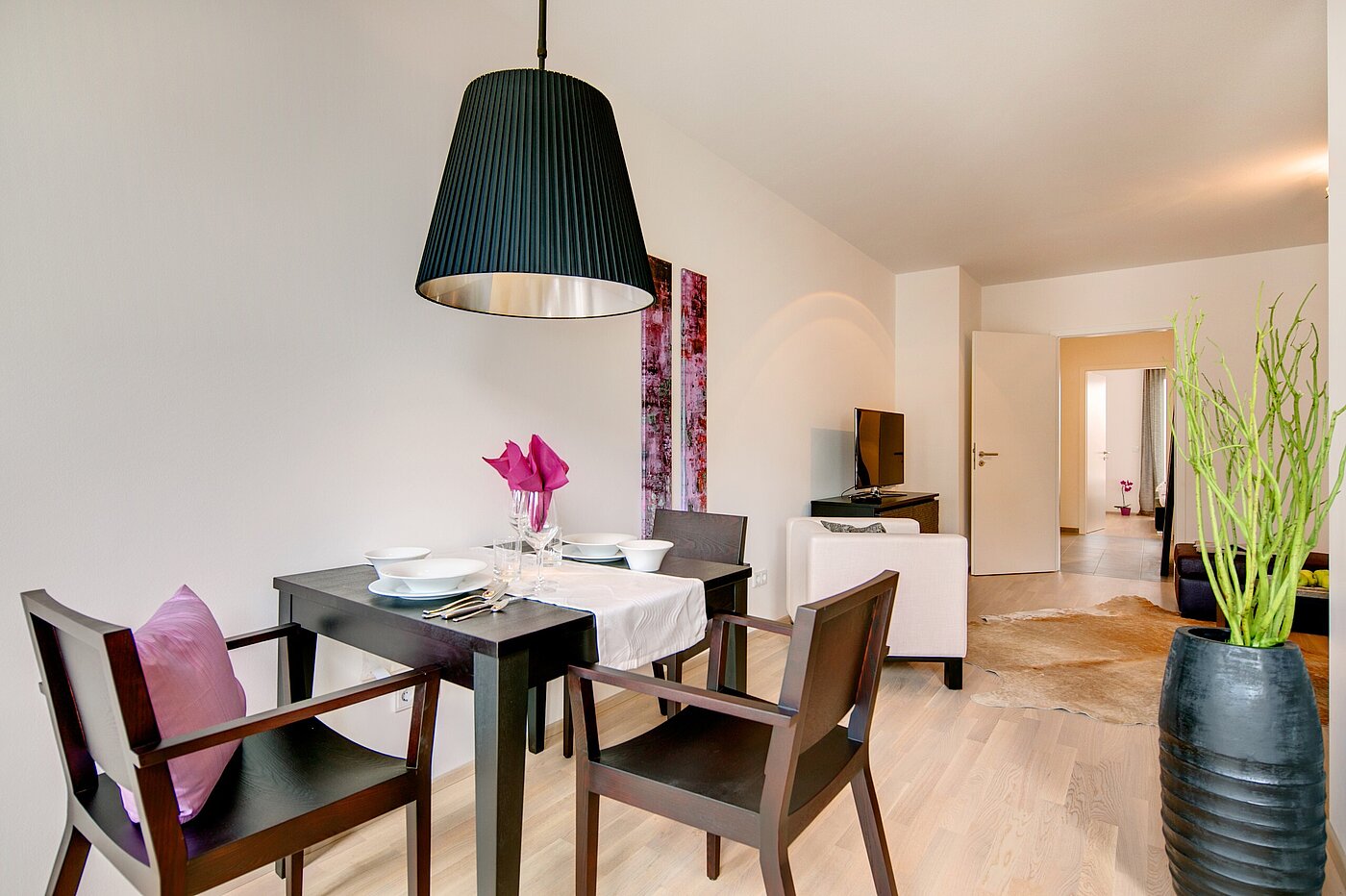 フラット 部屋数 2 部屋 | München-Maxvorstadt | 70023 | ...Essen