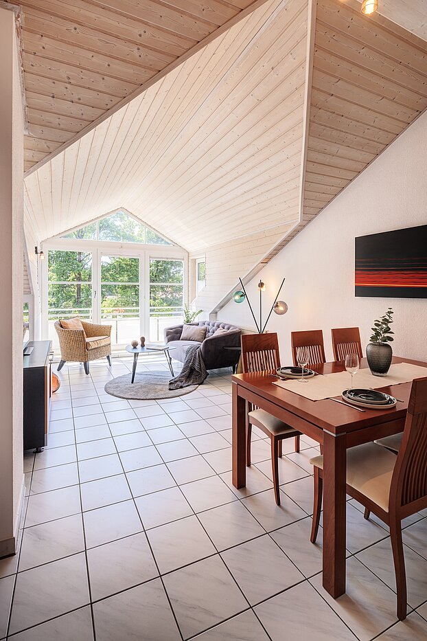 フラット 部屋数 2 部屋 | München-Thalkirchen | 70241 | Helles Wohn-/ Esszimmerzimmer...