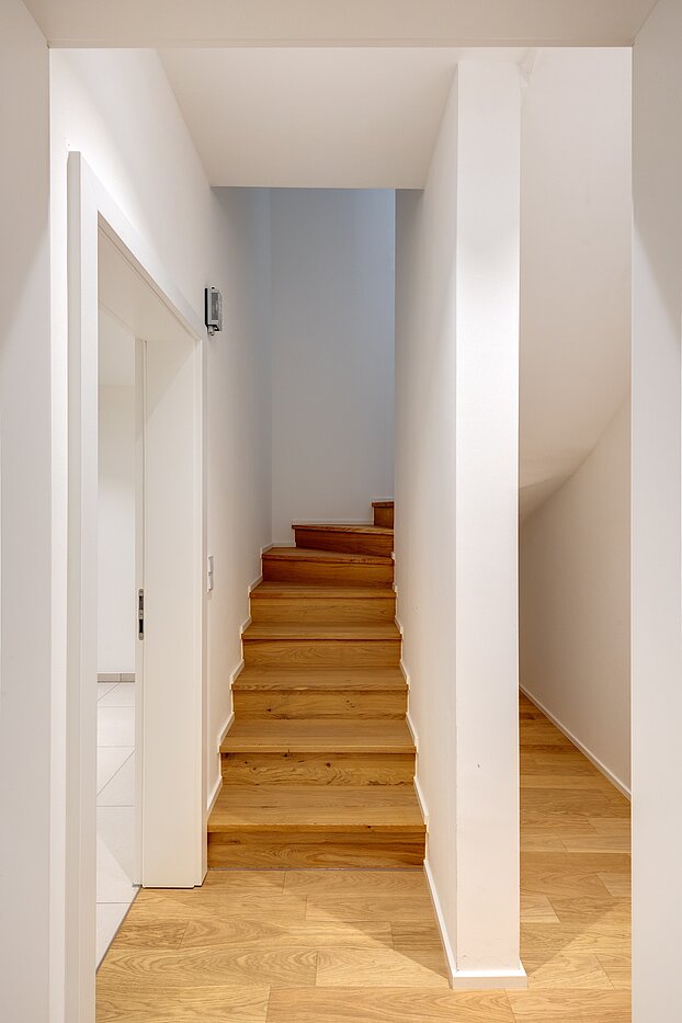 Terrassenwohnung 部屋数 3 部屋 | München-Harlaching | 70371 | ...nach unten