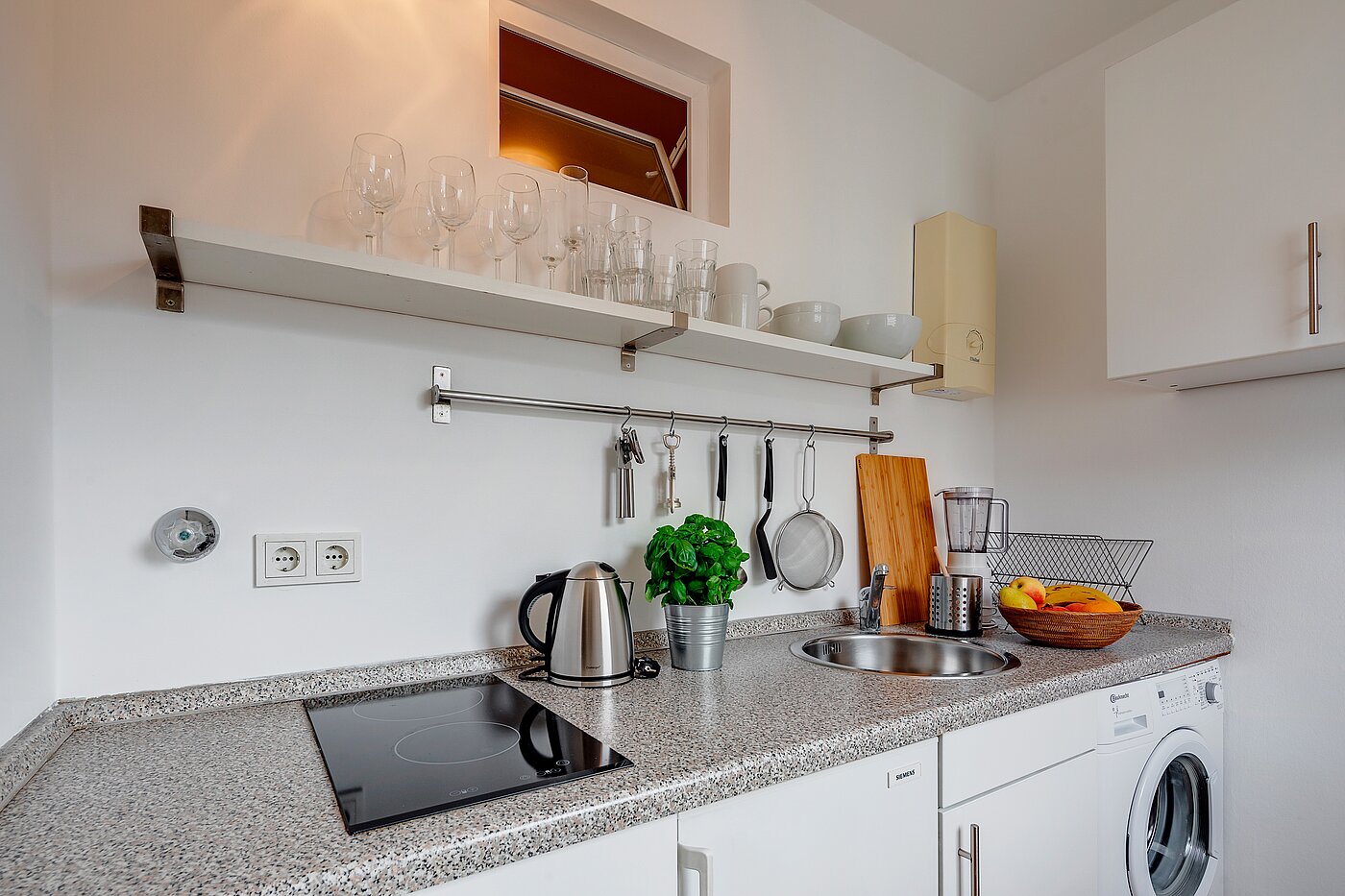 フラット 部屋数 2 部屋 | München-Schwabing | 70130 | ...und Platz für die Waschmaschine