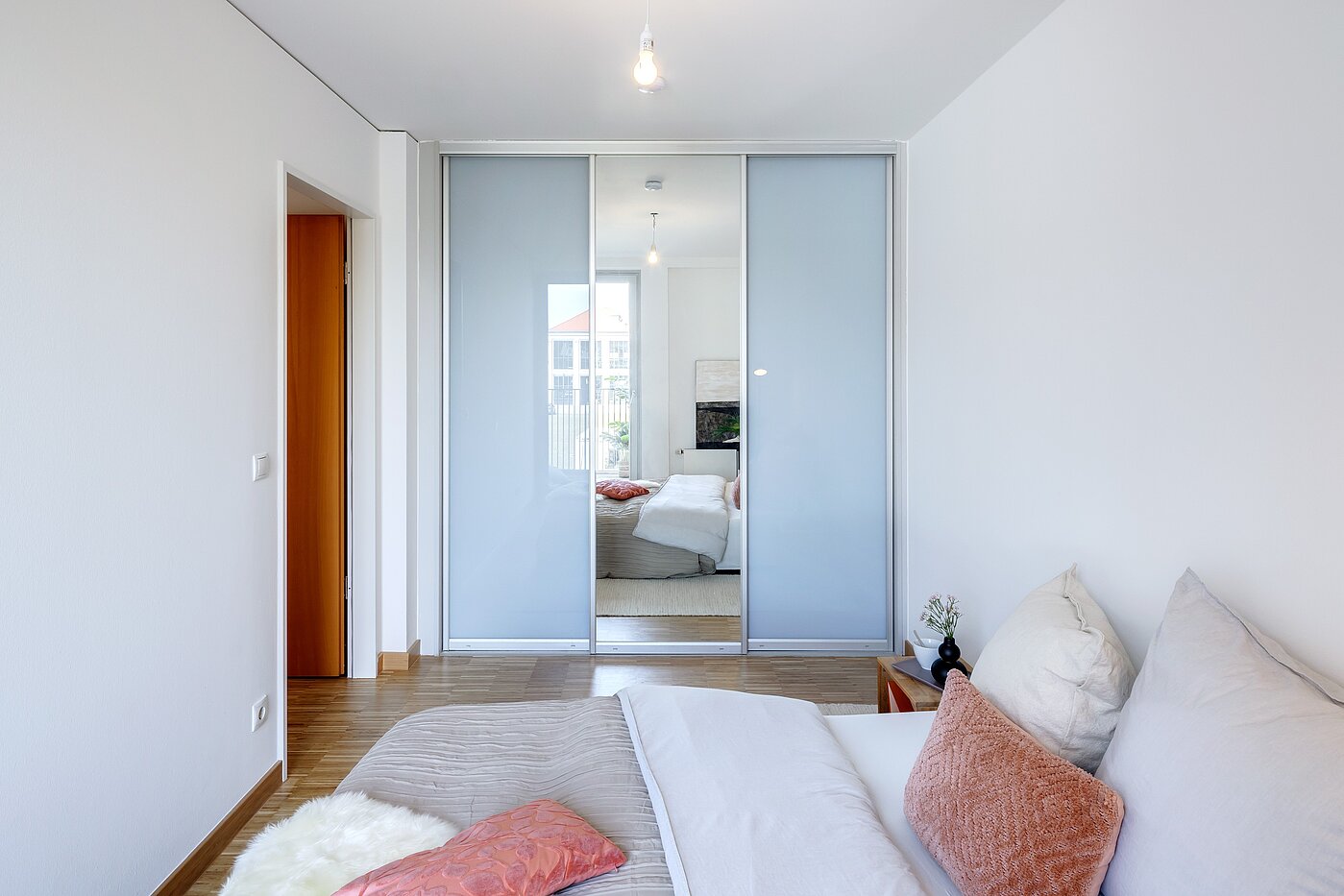 フラット 部屋数 2 部屋 | München-Schwanthalerhöhe | 2206ML11 | mit einem Einbaukleiderschrank