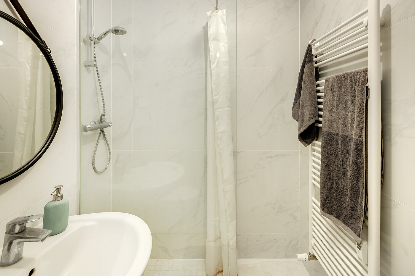 フラット 部屋数 3 部屋 | München-Schwabing | 70318 | ...Dusche