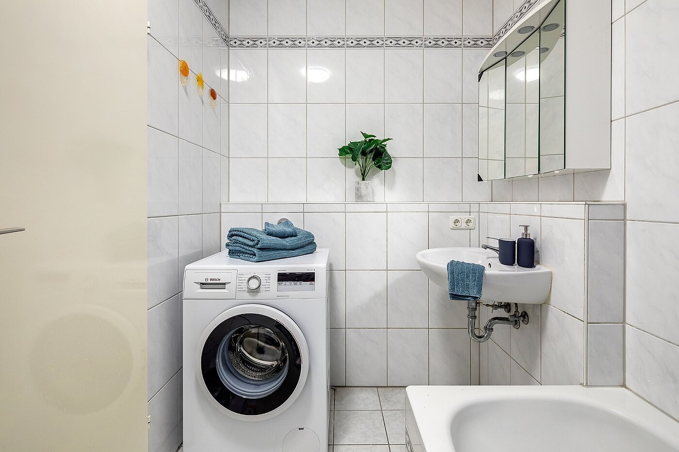 フラット 部屋数 2 部屋 | München-Perlach | 1904ML5 | hell gefliestes Bad