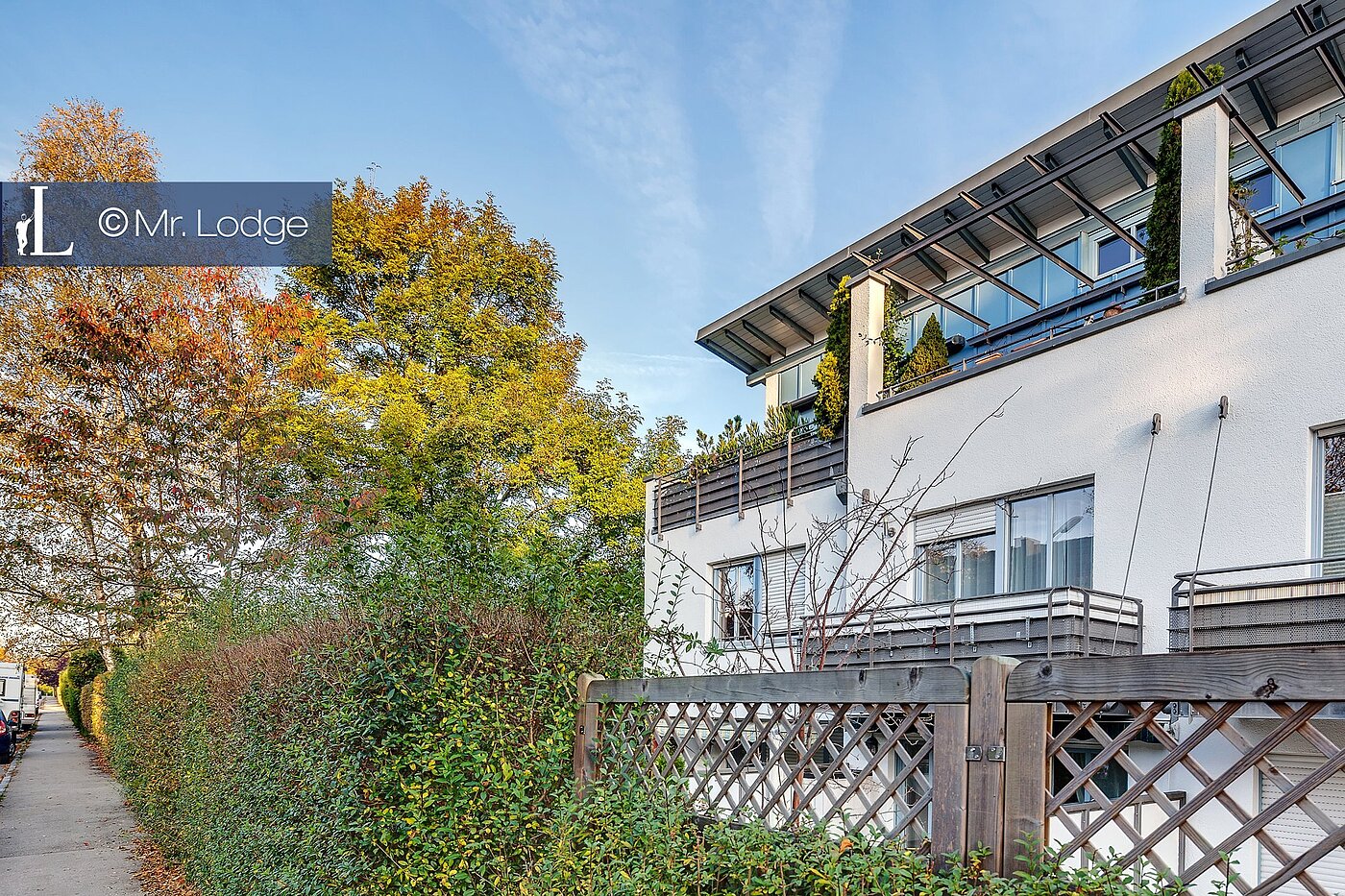 セミ・デタッチド・ハウス（一戸建てを二つに分けた家屋） 部屋数 5 部屋 | 1702ML1 | Hausansicht