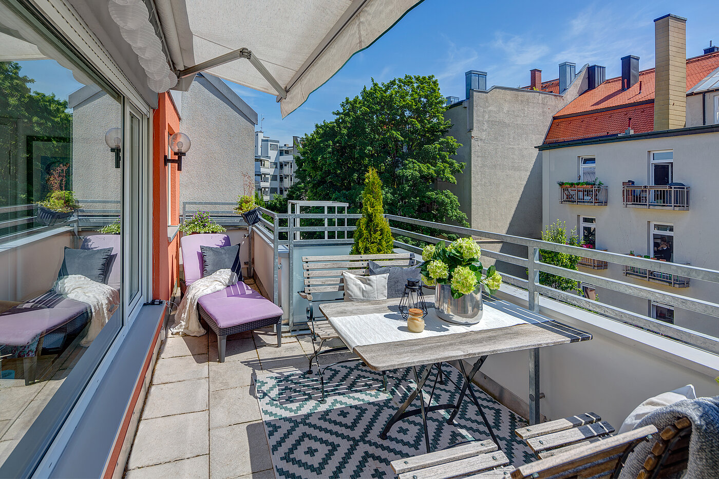 フラット 部屋数 1 部屋 | München-Schwabing | 70449 | Südterrasse mit Markise