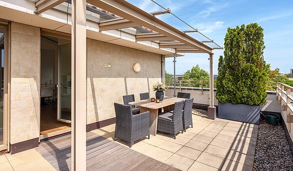 Penthouse 部屋数 3.5 部屋 | München-Oberföhring | 70237 | ...mit überdachtem Patio...