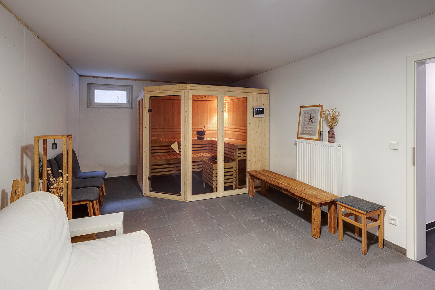 セミ・デタッチド・ハウス（一戸建てを二つに分けた家屋） 部屋数 5 部屋 | München-Aubing | 70162 | Hobbyraum...