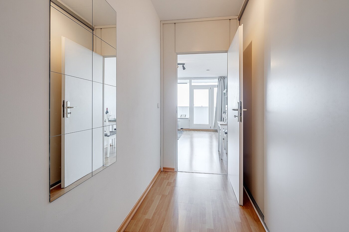 フラット 部屋数 1 部屋 | München-Moosach | 1903ML3 | Geräumiger Flur