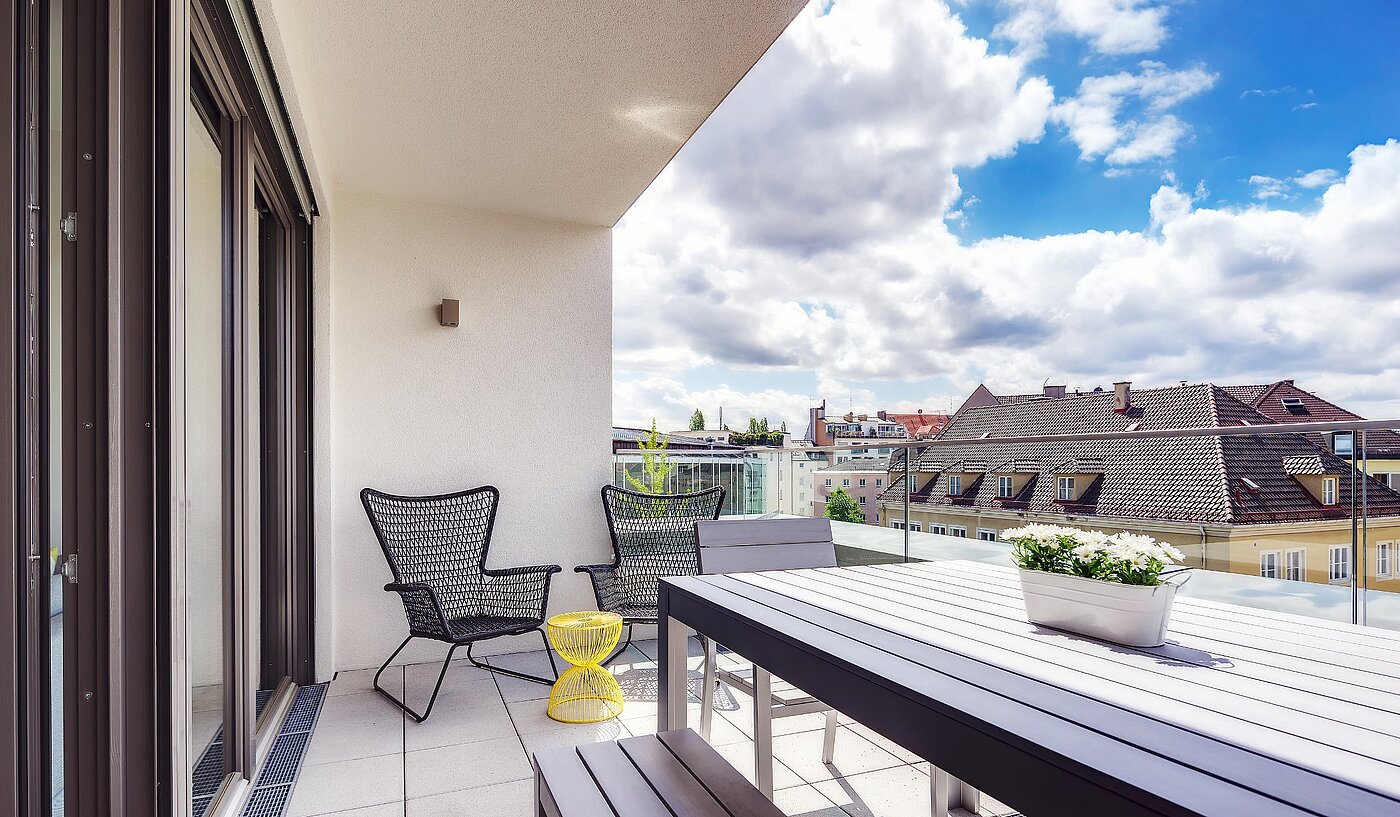 フラット 部屋数 4 部屋 | 1802ML2