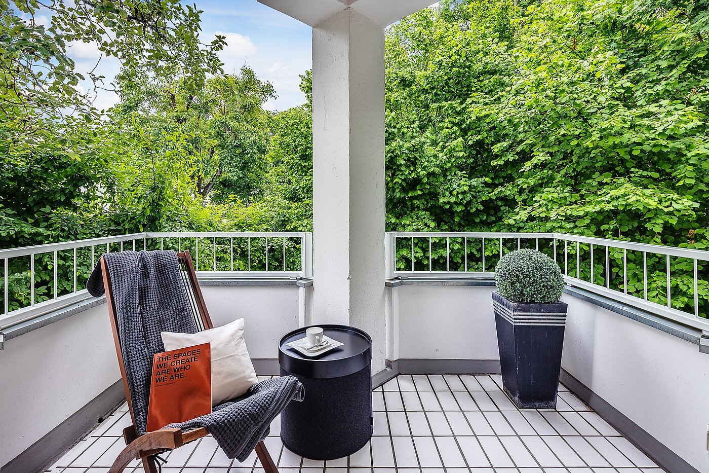 フラット 部屋数 3 部屋 | München-Harlaching | 2108ML3 | ...zum Süd/Ost-Balkon und...