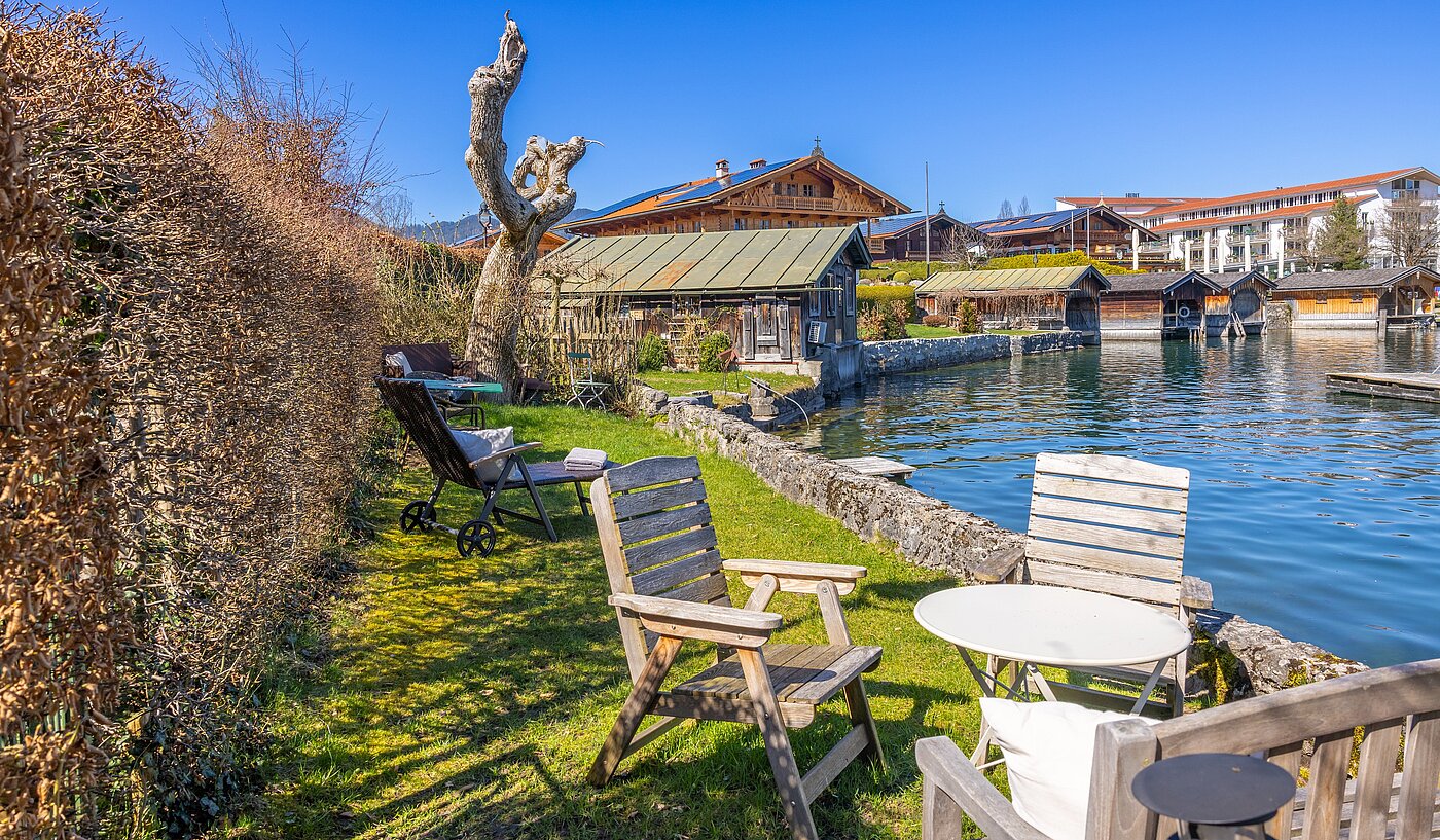 Mehrfamilienhaus 部屋数 11 部屋 | Rottach-Egern | 70215 | zum gemütlichen verweilen