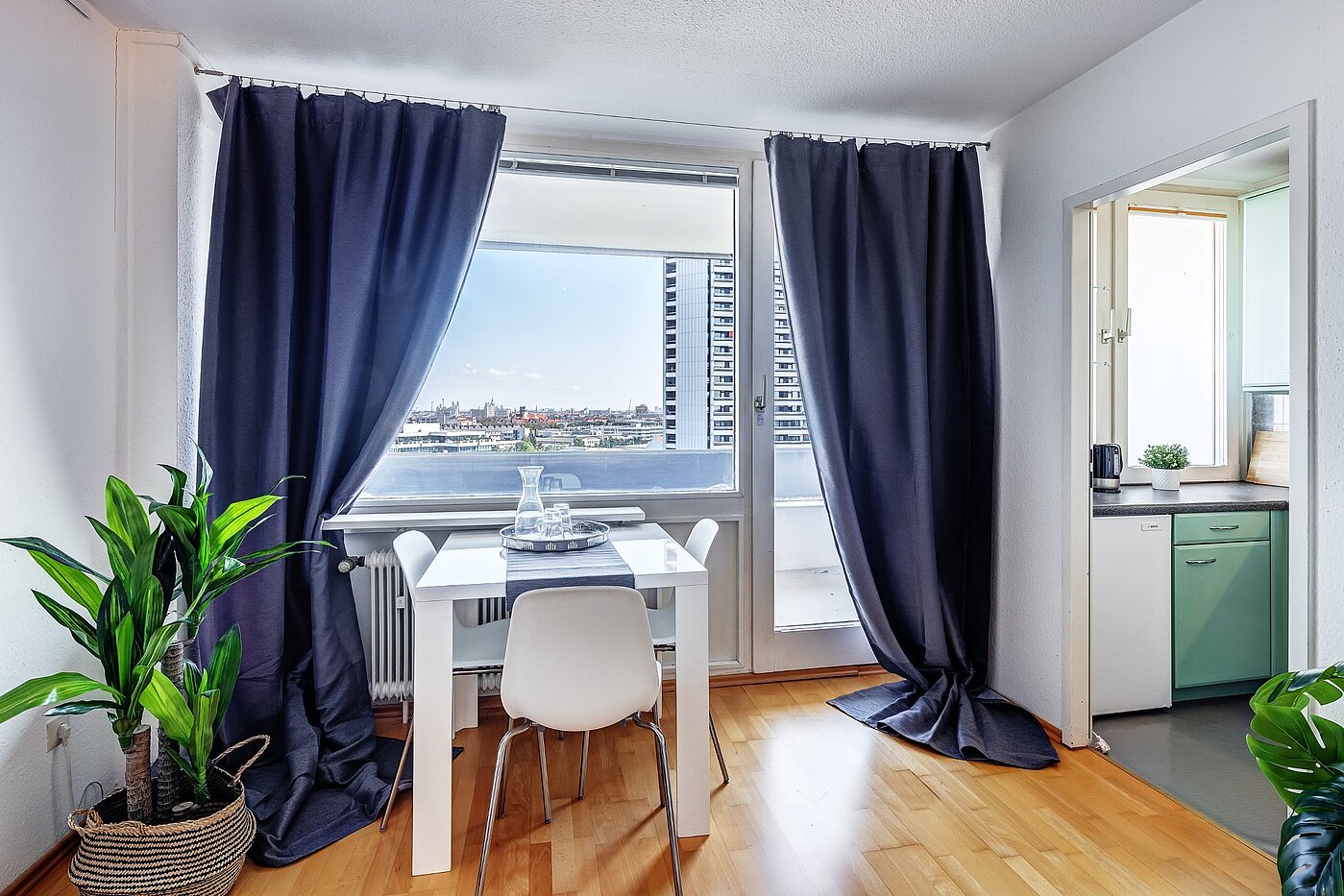 フラット 部屋数 1 部屋 | München-Laim | 2107ML8 | ...Platz zum essen...