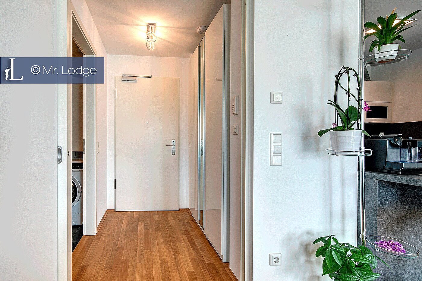 フラット 部屋数 2 部屋 | München-Sendling-Westpark | 1801ML3 | Flur mit Einbauschrank