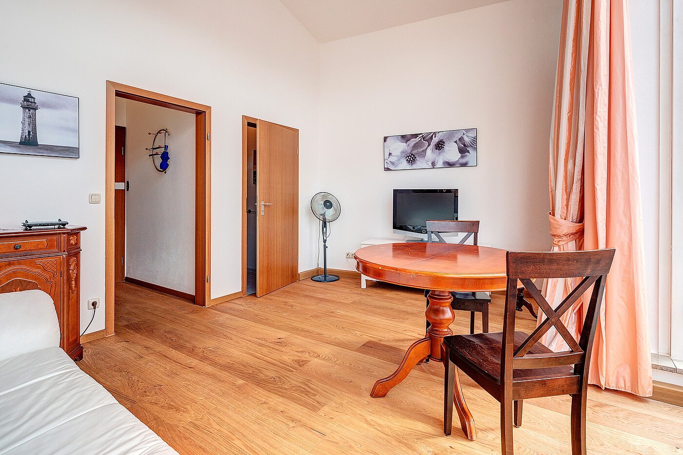 フラット 部屋数 1 部屋 | München-Perlach | 2204ML8 | Essbereich mit Zugang...