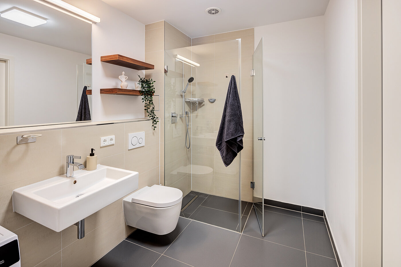 フラット 部屋数 2 部屋 | München-Bogenhausen | 70160 | ...Badezimmer zum...