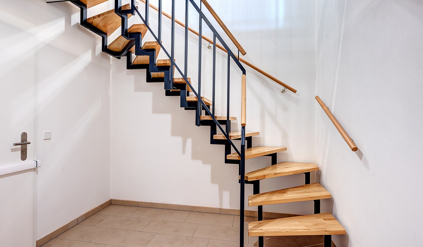 フラット 部屋数 3 部屋 | Gauting | 70116 | Auf dem Weg nach unten