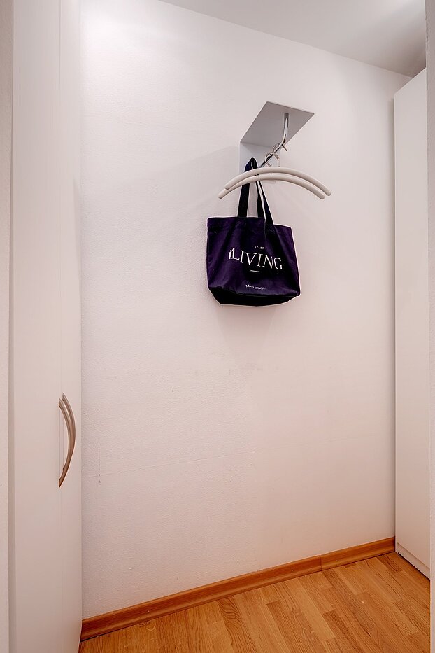 フラット 部屋数 2 部屋 | München-Altstadt | 2106ML7 | Ankleide mit Garderobe
