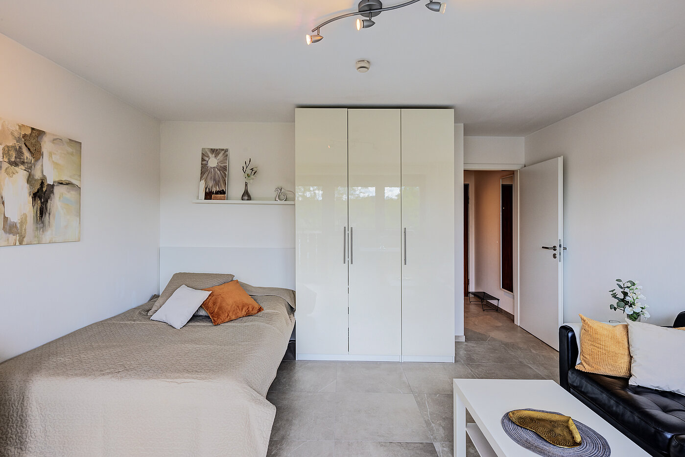 フラット 部屋数 1 部屋 | München-Milbertshofen | 704371 | Blick zur Diele