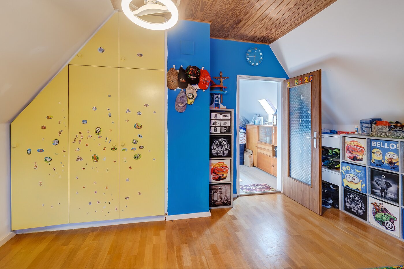 一戸建て 部屋数 8 部屋 | 70229 | ...mit Platz zum spielen