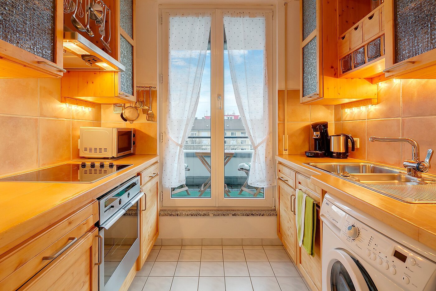 フラット 部屋数 2 部屋 | München-Sendling-Westpark | 2102ML6 | Küche voll ausgestattet