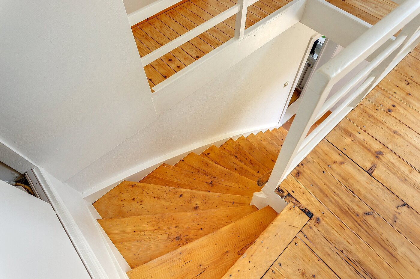 Bauernhaus 部屋数 9 部屋 | Hohenschäftlarn | 1805ML4 | Treppe Haus 1