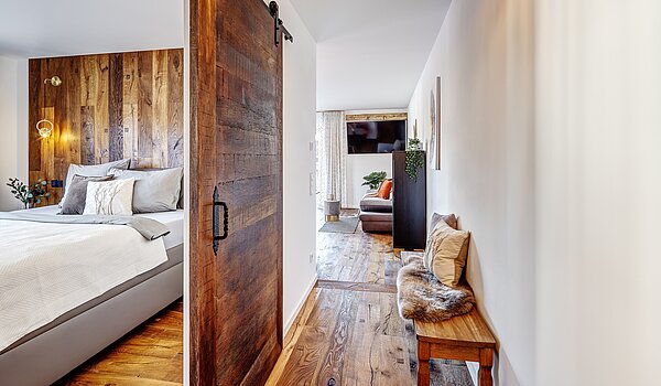 フラット 部屋数 2 部屋 | Bad Wiessee | 700942 | Attraktive Altholztür zur räumlichen Trennung
