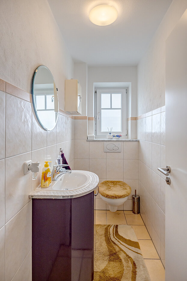 フラット 部屋数 3.5 部屋 | Bad Aibling | 70442 | Separates Gäste-WC