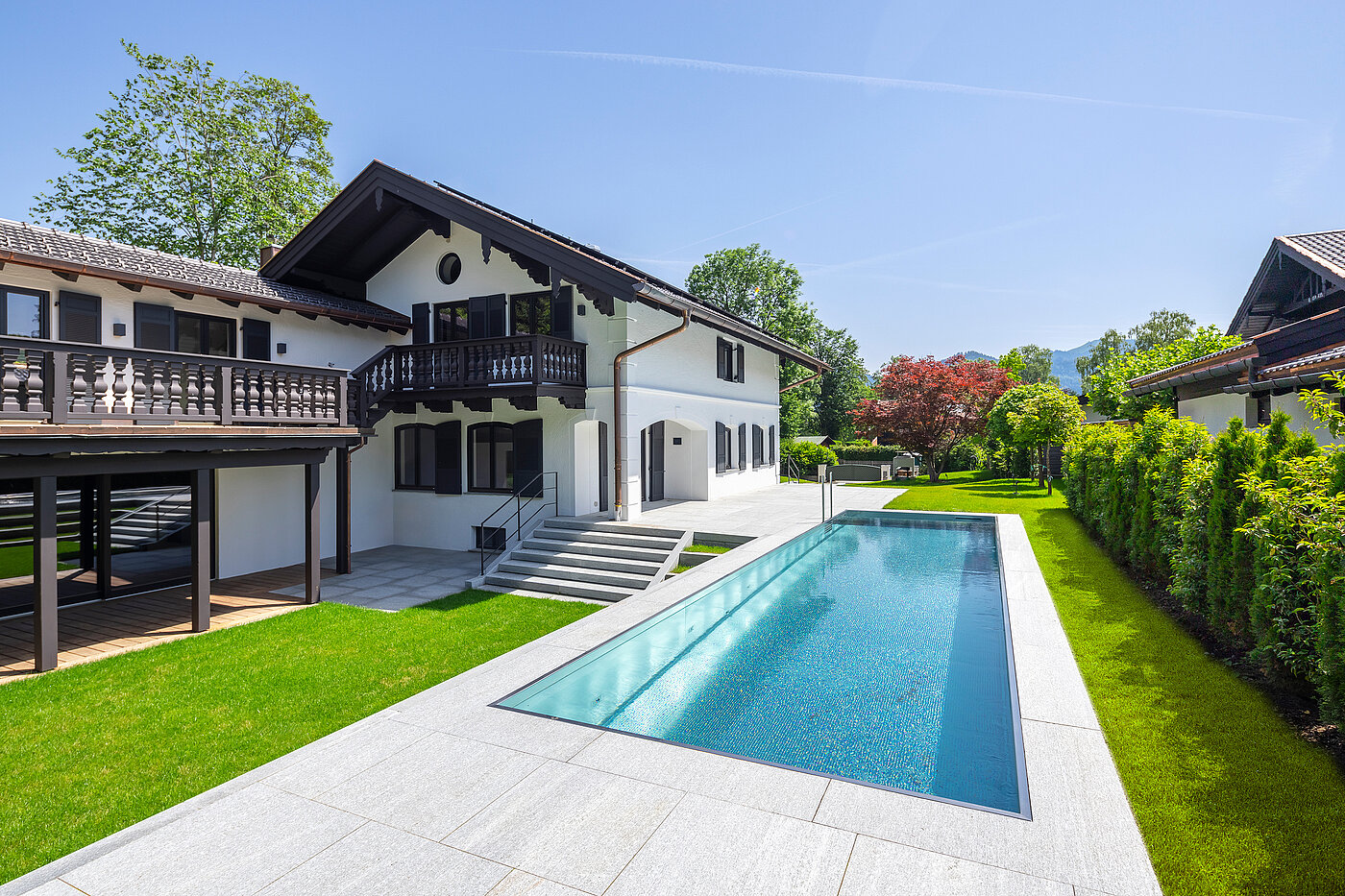 特別物件 部屋数 15 部屋 | Bad Wiessee | 701592 | Landhaus mit Außenpool
