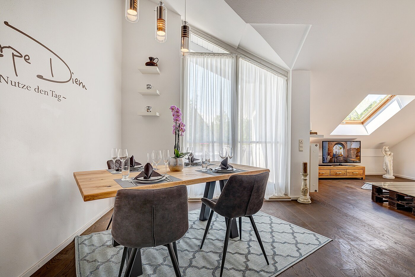 フラット 部屋数 2 部屋 | Neubiberg | 70129 | ...Essen