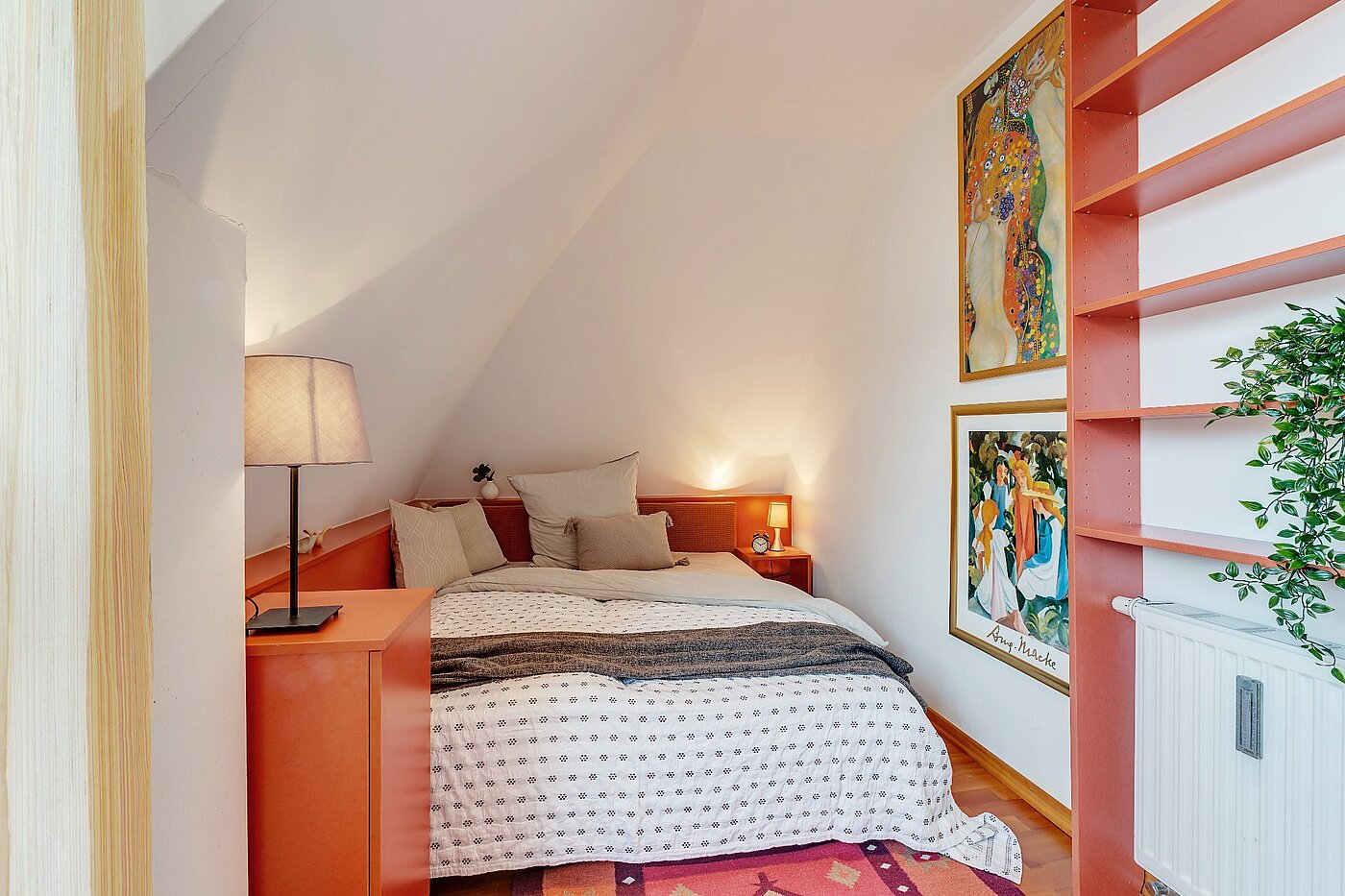 アティック・フラット（屋根裏） 部屋数 2 部屋 | München-Sendling | 1911ML4 | Schlafzimmer