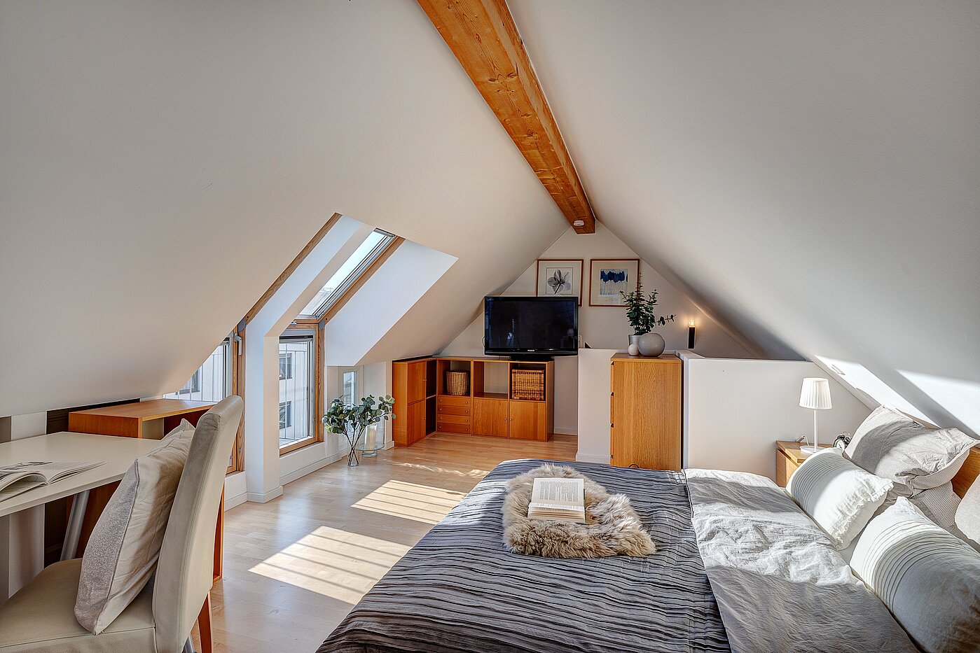 メゾネット・マンション（複数階にわたるマンション） 部屋数 2.5 部屋 | München-Ludwigsvorstadt | 2111ML5 | ...mit Zugang zum Balkon und zur Terrasse