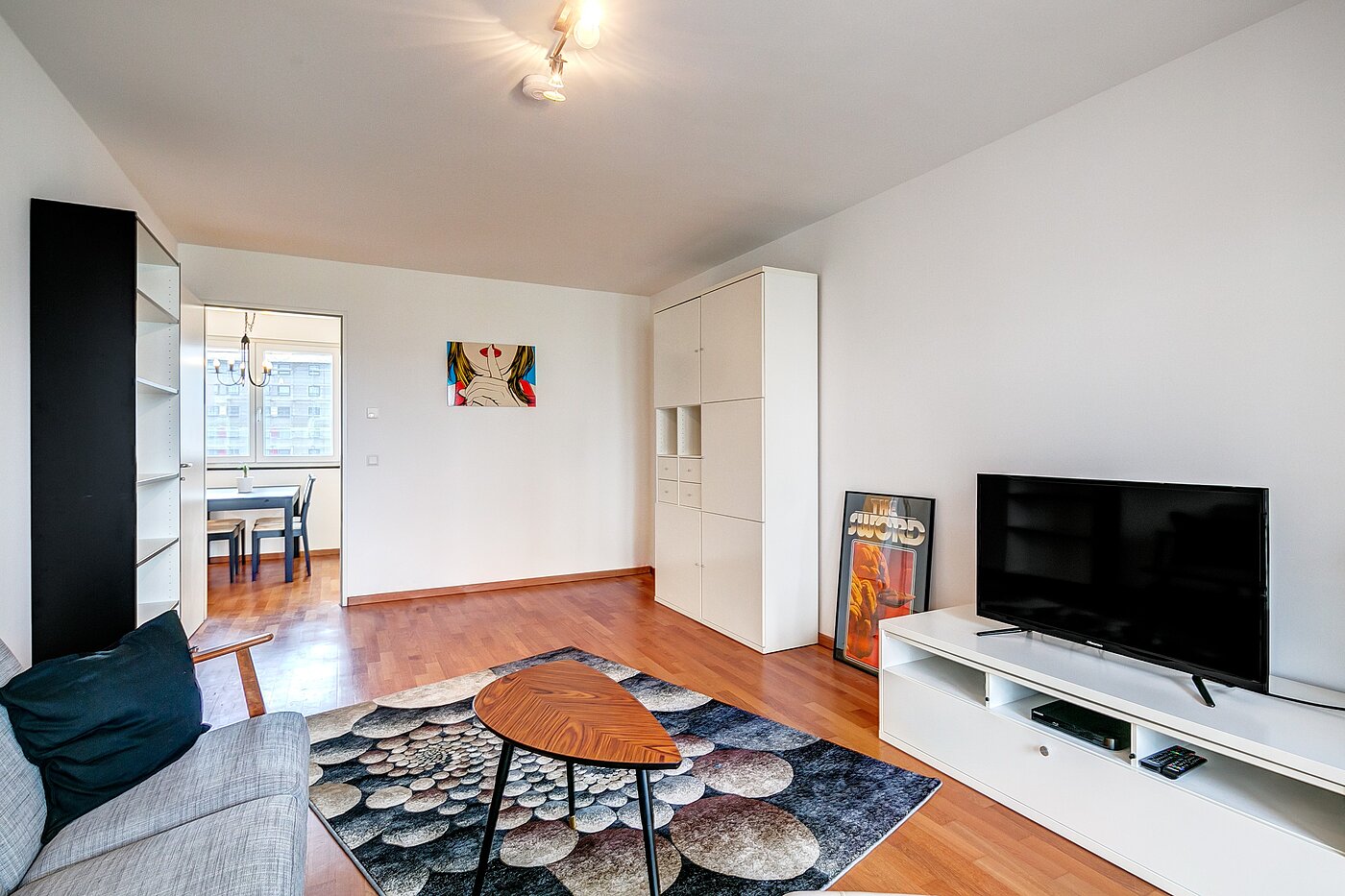 フラット 部屋数 2.5 部屋 | 70020 | ...mit viel Stellmöglichkeiten