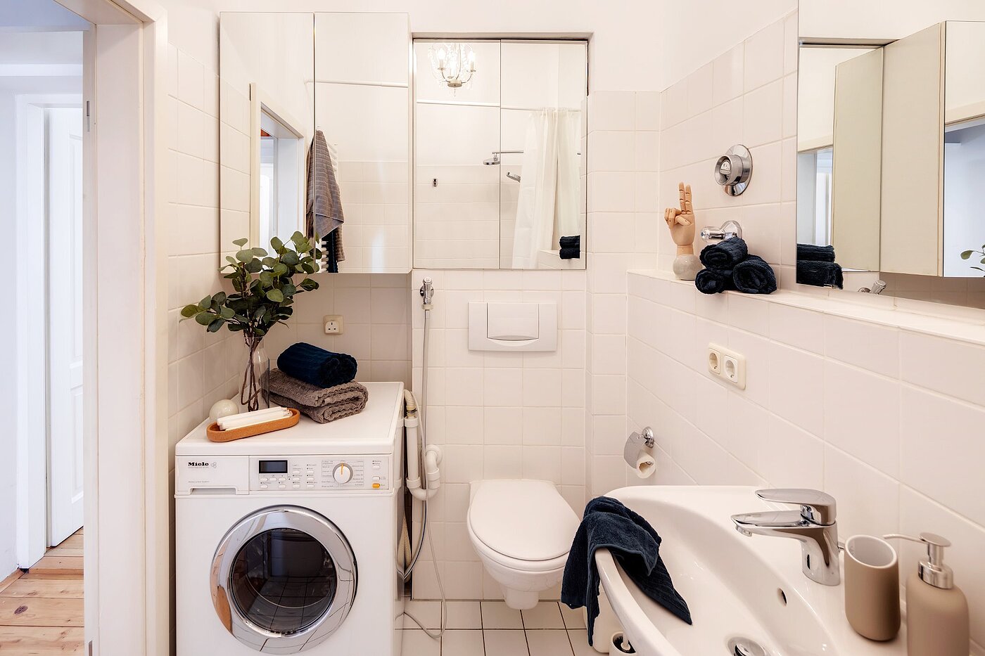 フラット 部屋数 2 部屋 | München-Altstadt | 2103ML4 | ...und Waschmaschinenanschluss