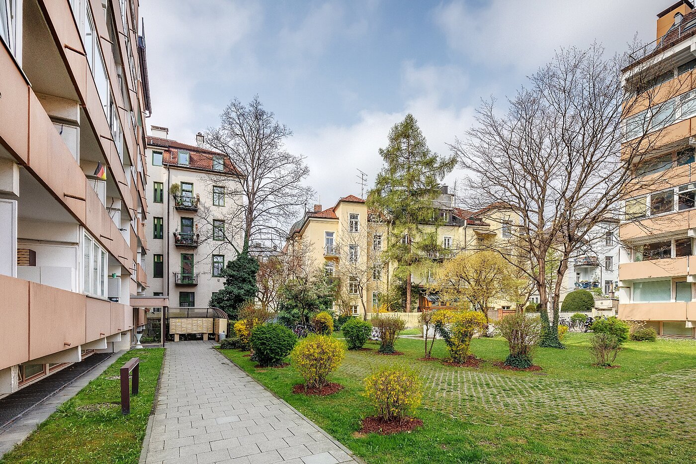 フラット 部屋数 1 部屋 | München-Nymphenburg | 1912ML2 | Gepflegter Innenhof