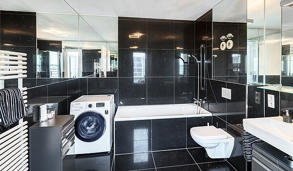 Penthouse 部屋数 3 部屋 | München-Riem | 70468 | ...und Badewanne