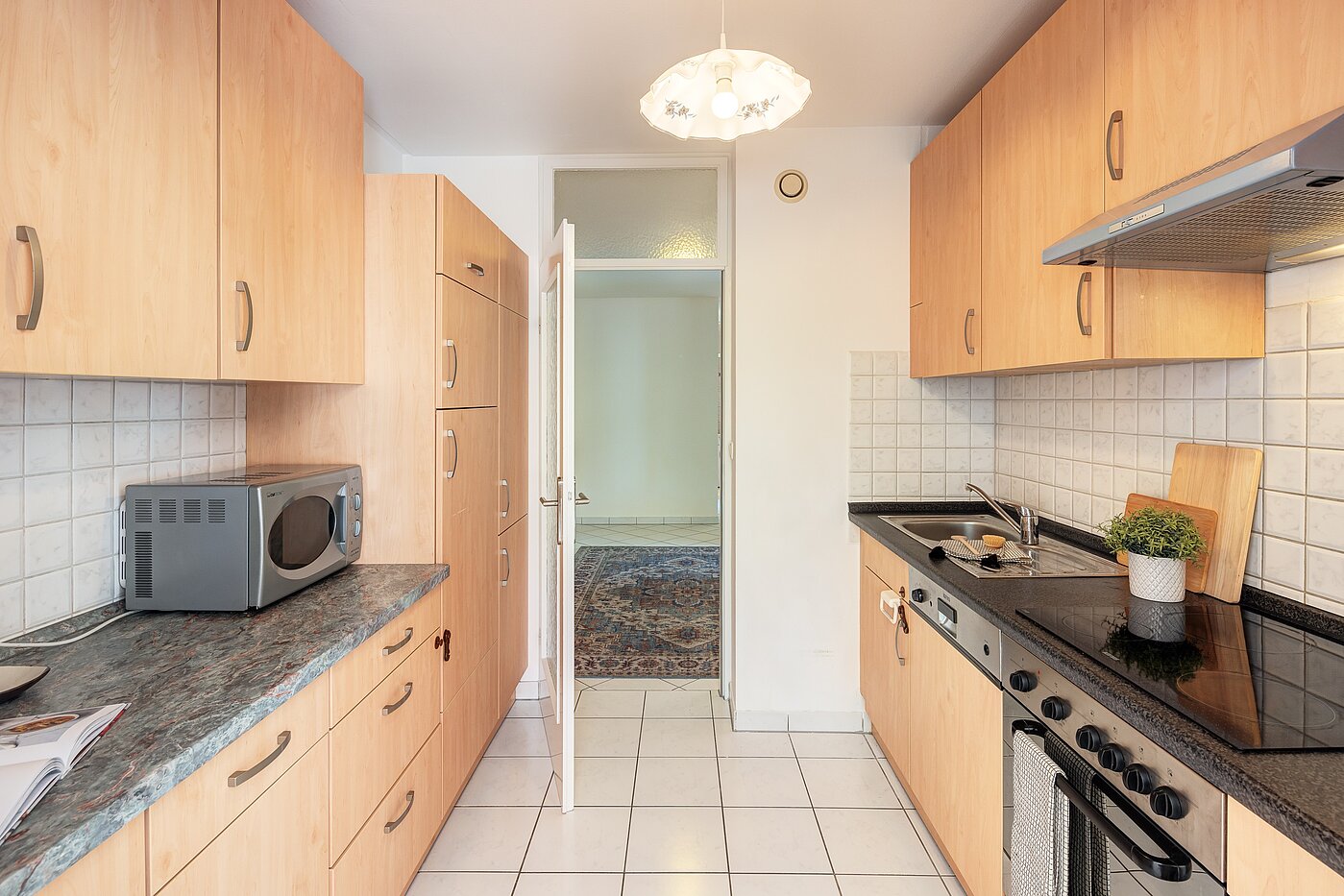 フラット 部屋数 3 部屋 | München-Bogenhausen | 70261 | Praktische Durchgangsküche...