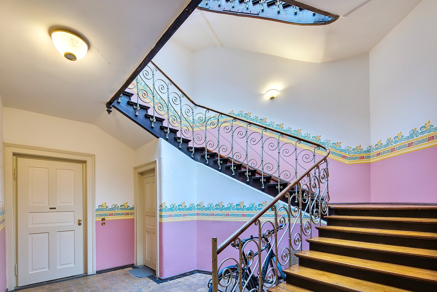 フラット 部屋数 1 部屋 | München-Haidhausen | 70228 | Treppenhaus mit...