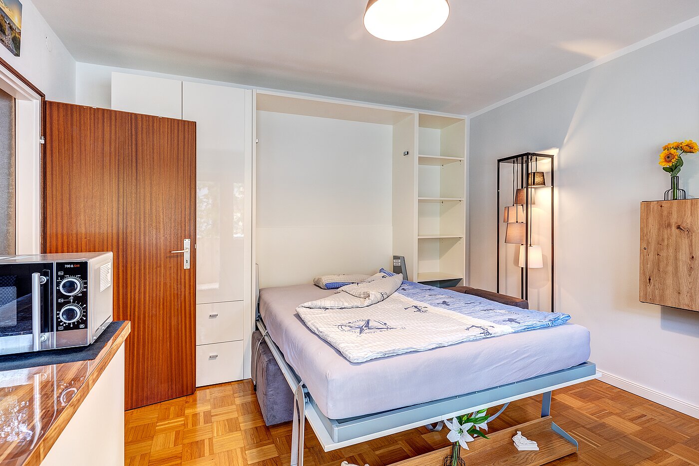 Apartment 部屋数 1 部屋 | 70478 | ...Schlafen