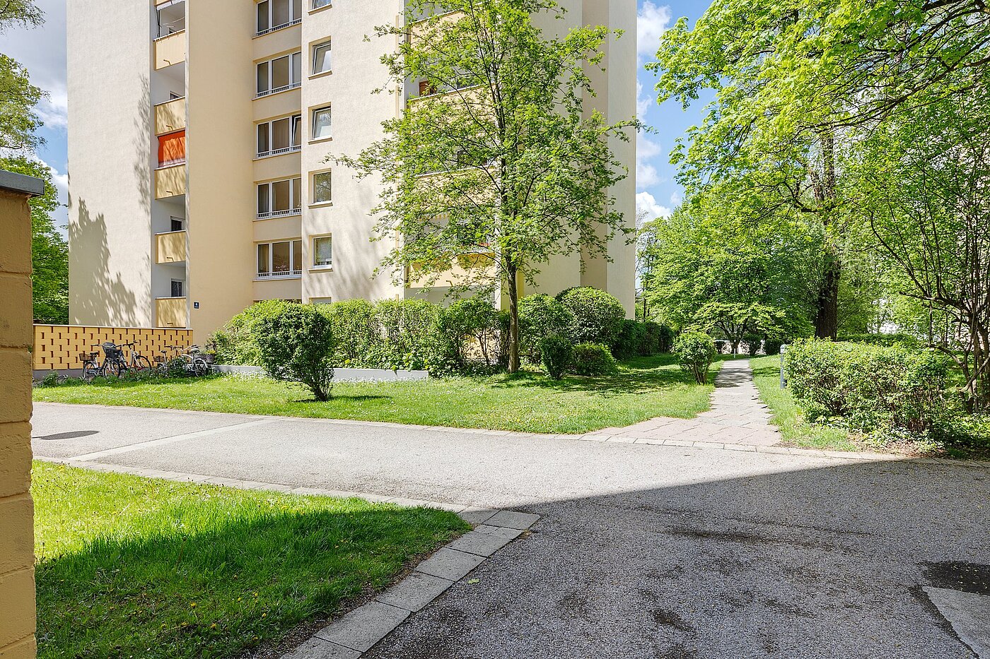 フラット 部屋数 1 部屋 | München-Oberföhring | 2104ML2 | Sehr gepflegte Anlage...