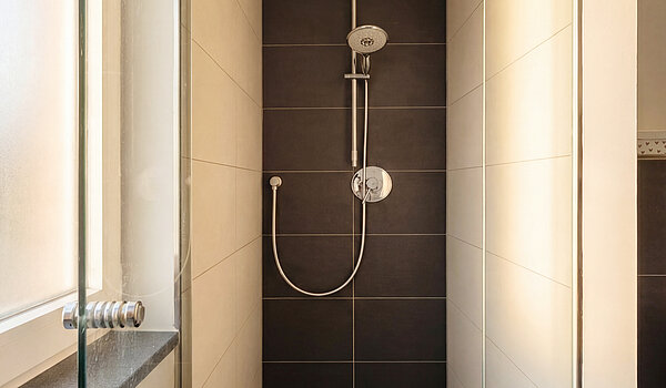 Penthouse 部屋数 2 部屋 | München-Bogenhausen | 70385 | ...und Dusche