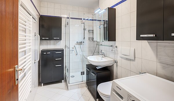 フラット 部屋数 2 部屋 | München-Hadern | 70410 | Duschbad mit Anschluss...