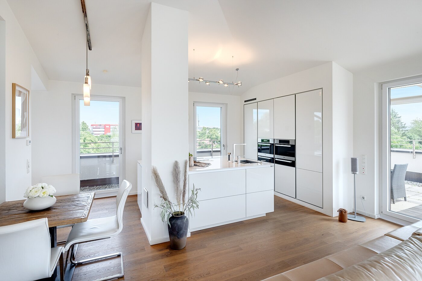 Penthouse 部屋数 3.5 部屋 | München-Oberföhring | 70237 | Offene Küche...