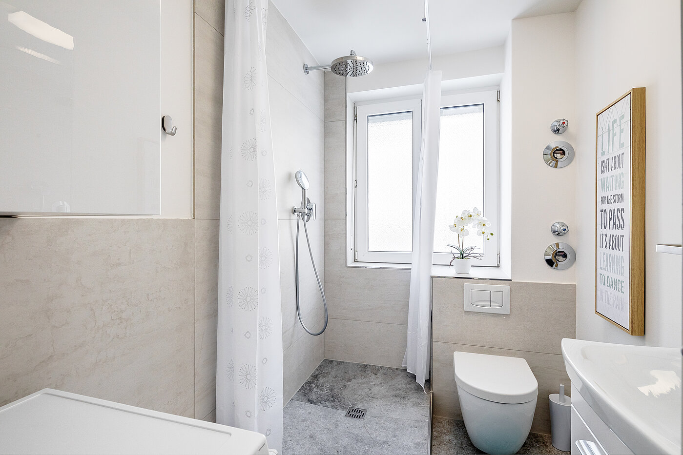 フラット 部屋数 2 部屋 | München-Allach | 70412 | ...Duschbad