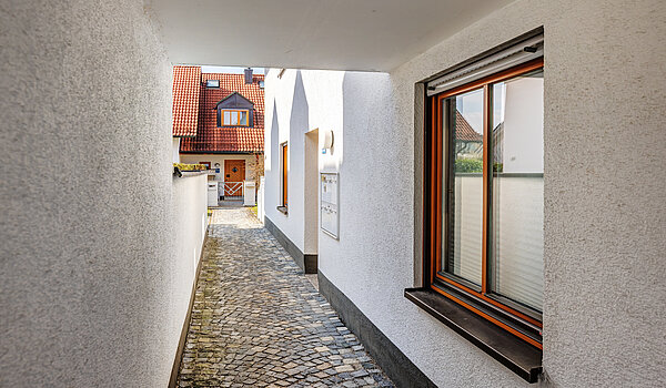 メゾネット・マンション（複数階にわたるマンション） 部屋数 3.5 部屋 | München-Trudering | 70391 | Hauseingang