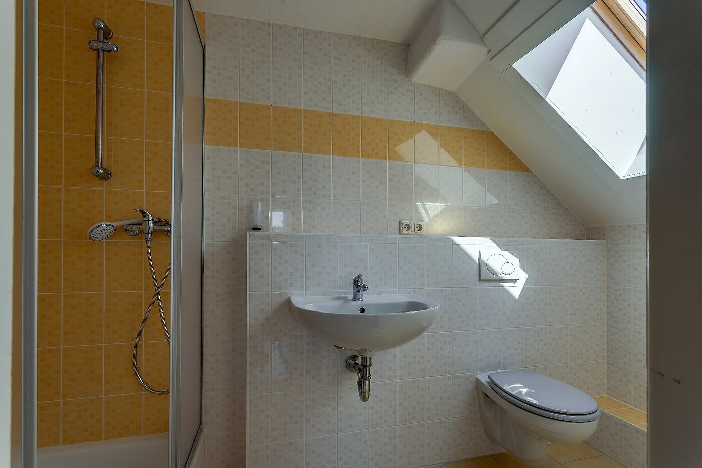 Bauernhaus 部屋数 9 部屋 | Hohenschäftlarn | 1805ML4 | Duschbad DG