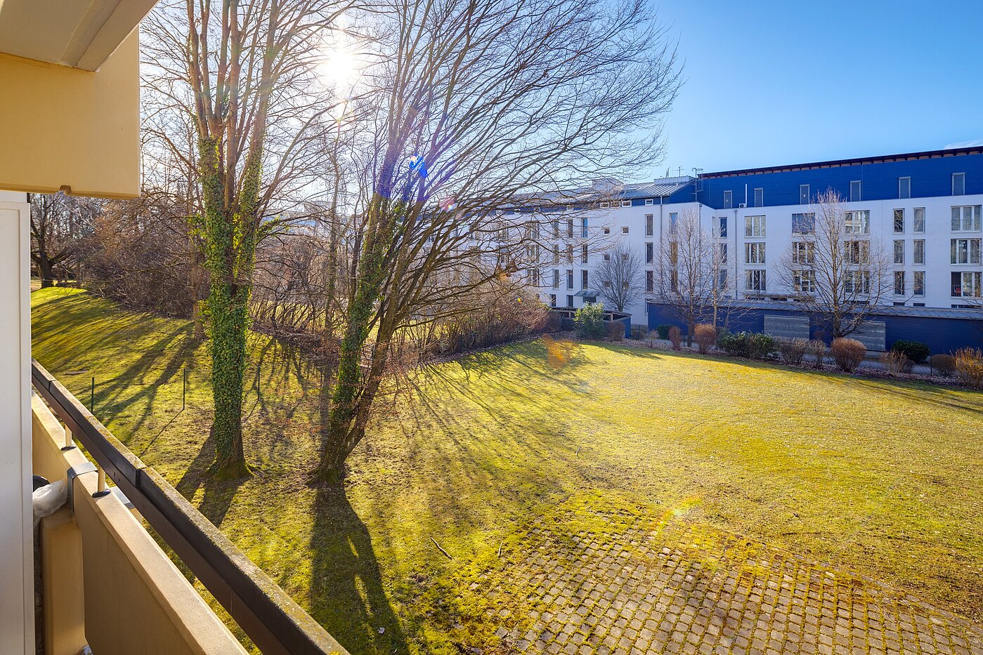 フラット 部屋数 1 部屋 | Herrsching am Ammersee | 2302ML2 | Blick in den Garten